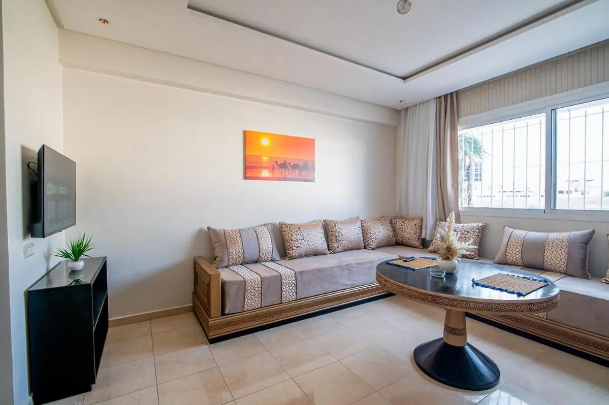 Steps From Top Attractions Apartement In Agadir Center