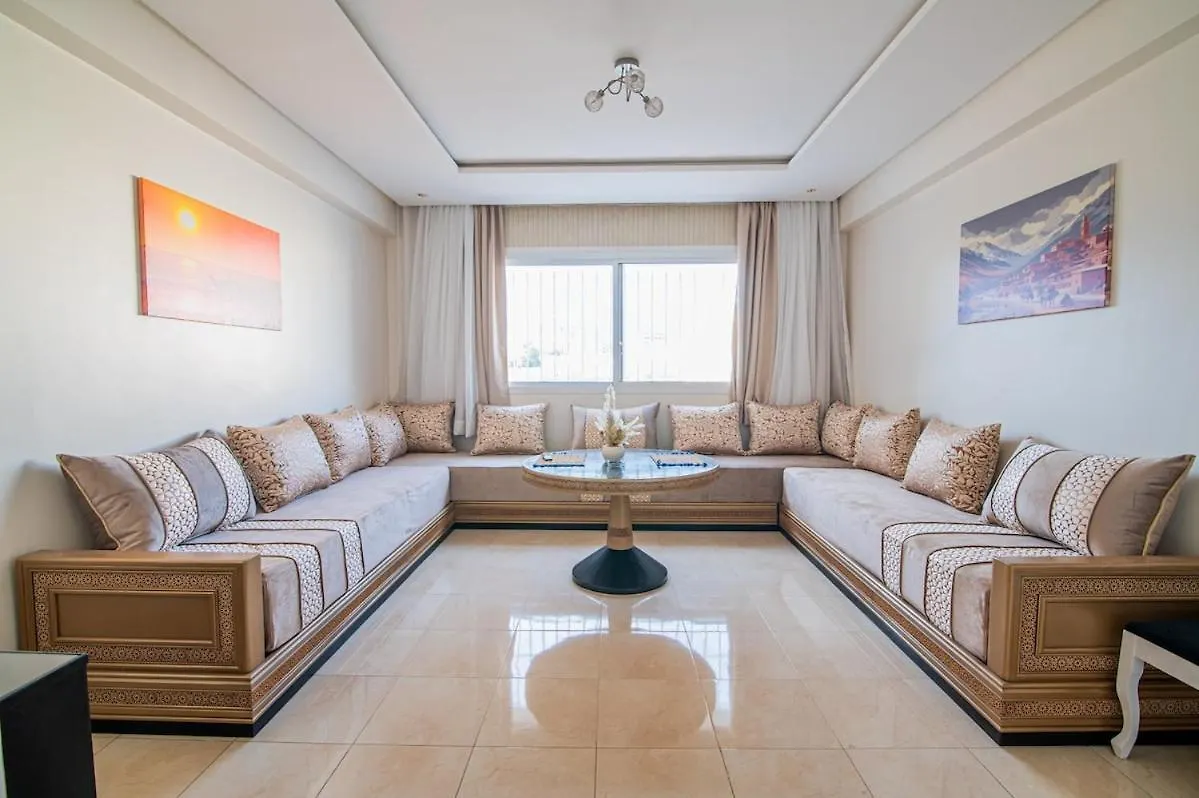 Steps From Top Attractions Apartement In Agadir Center