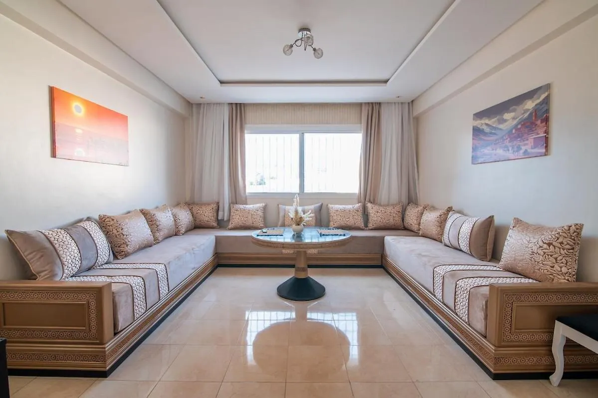 Steps From Top Attractions Apartement In Agadir Center